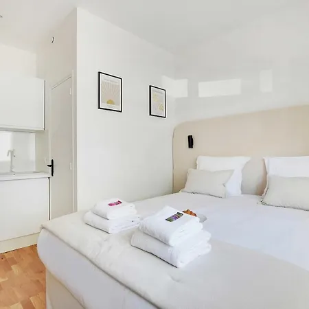 Amazing Apartment-2p-sacre Coeur-poissonniers-1 Apartment *