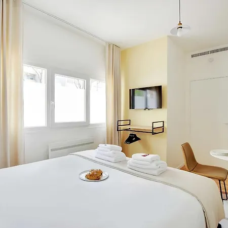 Amazing Apartment-2p-sacre Coeur-poissonniers-1